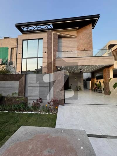 beautiful brand new house for rent in DHA phase 5 1 kinal