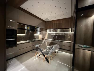 کلفٹن ۔ بلاک 5 کلفٹن,کراچی میں 10 کمروں کا 2 کنال مکان 16.5 لاکھ میں کرایہ پر دستیاب ہے۔