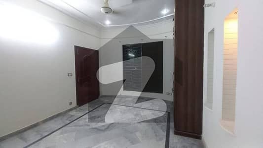 چٹھہ بختاور اسلام آباد میں 2 کمروں کا 10 مرلہ مکان 45.0 ہزار میں کرایہ پر دستیاب ہے۔