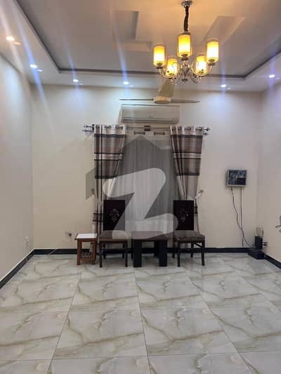 1 Kanal Single Storey Almost New House For Rent In Canal View Lahore