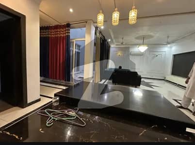 20 Marla full house available for rent in opf