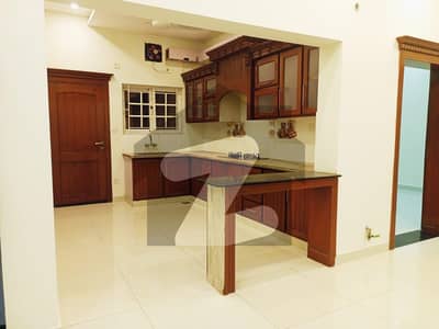 10 Marla Upper Portion With Separate Gas And Electric Meter