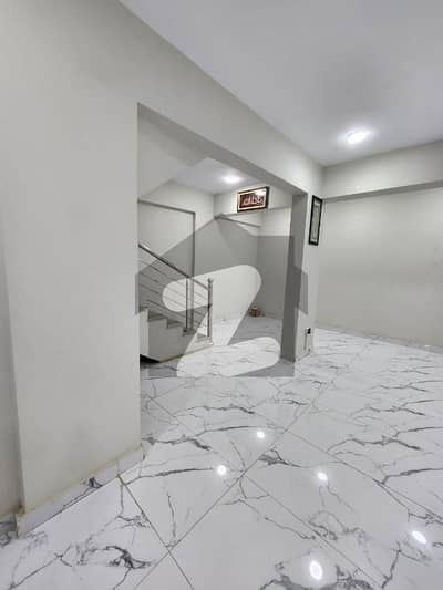 کے ڈی اے سکیم 1 کراچی میں 2 کنال دفتر 2.5 لاکھ میں کرایہ پر دستیاب ہے۔