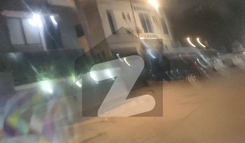 پی ای سی ایچ ایس بلاک 6 پی ای سی ایچ ایس,جمشید ٹاؤن,کراچی میں 10 کمروں کا 1 کنال مکان 7.5 لاکھ میں کرایہ پر دستیاب ہے۔