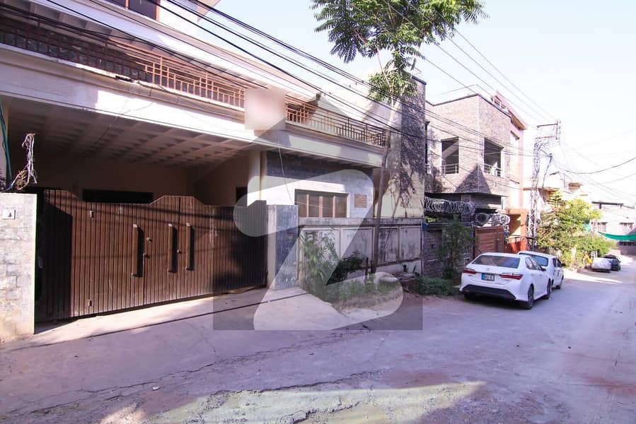 Beautiful house , Easy access from main road