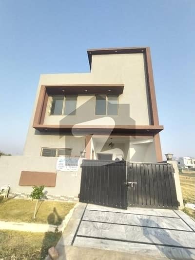 فیصل ہلز اسلام آباد میں 4 کمروں کا 5 مرلہ مکان 1.7 کروڑ میں برائے فروخت۔