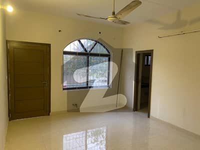 Sun Facing 10 Marla Double Story House In Good Condition 5 Bedrooms Attach DD Sun Facing 10 Marla Double Story House In Good Condition 5 Bedrooms Attach DD