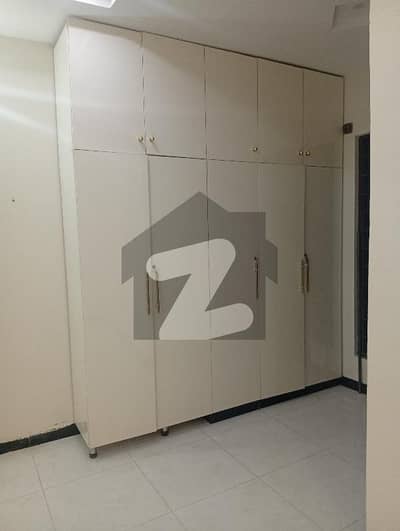 سی بی آر ٹاؤن فیز 1 سی بی آر ٹاؤن,اسلام آباد میں 2 کمروں کا 6 مرلہ فلیٹ 35.0 ہزار میں کرایہ پر دستیاب ہے۔