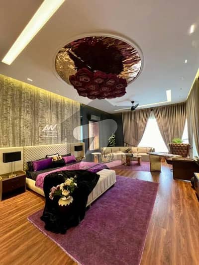 ڈی ایچ اے فیز 7 ڈیفنس (ڈی ایچ اے),لاہور میں 5 کمروں کا 1 کنال مکان 7.2 کروڑ میں برائے فروخت۔