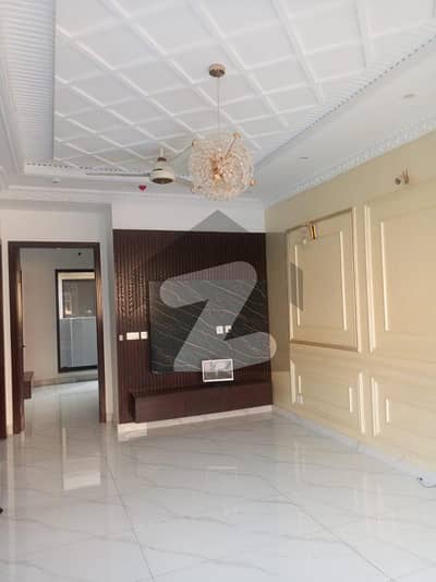 ڈی ایچ اے 9 ٹاؤن ڈیفنس (ڈی ایچ اے),لاہور میں 3 کمروں کا 5 مرلہ مکان 2.72 کروڑ میں برائے فروخت۔ ڈی ایچ اے 9 ٹاؤن ڈیفنس (ڈی ایچ اے),لاہور میں 3 کمروں کا 5 مرلہ مکان 2.72 کروڑ میں برائے فروخت۔