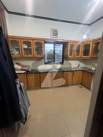 10 MARLA CONER BUILDING FOR SCHOOL AND SILENT OFFICE