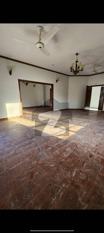 گلستانِِ جوہر ۔ بلاک 14 گلستانِ جوہر,کراچی میں 3 کمروں کا 1 کنال بالائی پورشن 1.5 لاکھ میں کرایہ پر دستیاب ہے۔ گلستانِِ جوہر ۔ بلاک 14 گلستانِ جوہر,کراچی میں 3 کمروں کا 1 کنال بالائی پورشن 1.5 لاکھ میں کرایہ پر دستیاب ہے۔