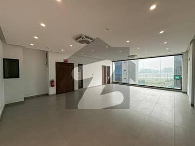 4 MARLA BUILDING FLOOR FOR RENT IN DHA PHASE 8 4 MARLA BUILDING FLOOR FOR RENT IN DHA PHASE 8