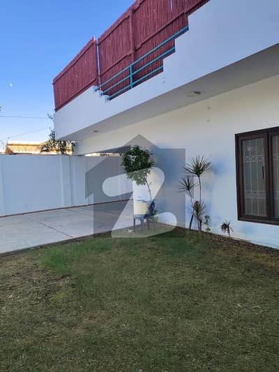 600 yard Bungalow available for rent