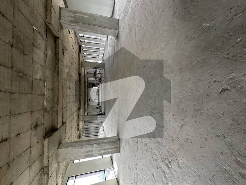 20000 SQ. FT Warehouse Quaid-E-Azam is Available 20000 SQ. FT Warehouse Quaid-E-Azam is Available