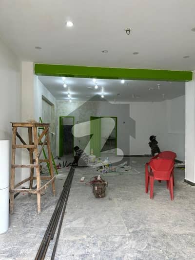 3MARLA LIFE TIME COMMERCIAL BUILDING FOR SALE IN MAIN BOR SOCIETY