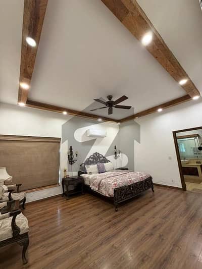 33 Marla Old House for Sale DHA Phase 5, Lahore | Spacious 7 Bedroom Residence