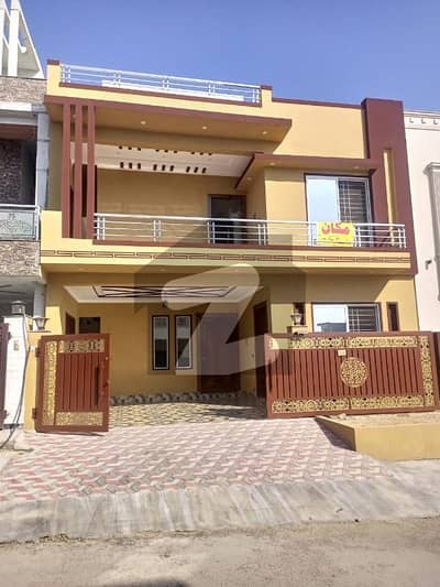 جناح گارڈنز ایف ای سی ایچ ایس,اسلام آباد میں 5 کمروں کا 7 مرلہ مکان 3.4 کروڑ میں برائے فروخت۔ جناح گارڈنز ایف ای سی ایچ ایس,اسلام آباد میں 5 کمروں کا 7 مرلہ مکان 3.4 کروڑ میں برائے فروخت۔