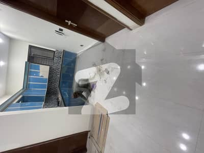 240 Sq Yard Portion Available For Rent