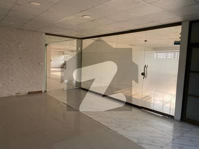 جی ۔ 10 اسلام آباد میں 1 کنال دفتر 9.5 لاکھ میں کرایہ پر دستیاب ہے۔