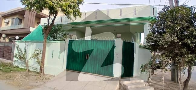 UET Housing Society 10 Marla Single Storey House