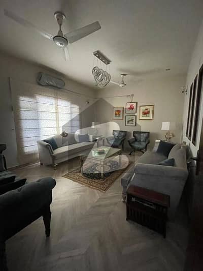 DHA PHASE 6 250 YARD'S 4 BEDROOMS TILE FLOORING DUPLEX BUNGALOW IS UP FOR SALE
