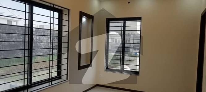 I-8/4 Investor Price 40 x 80 Plot Rate Single Storey House Available