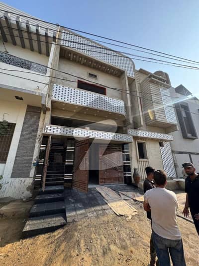 نسیم نگر حیدر آباد میں 8 مرلہ مکان 4.0 کروڑ میں برائے فروخت۔