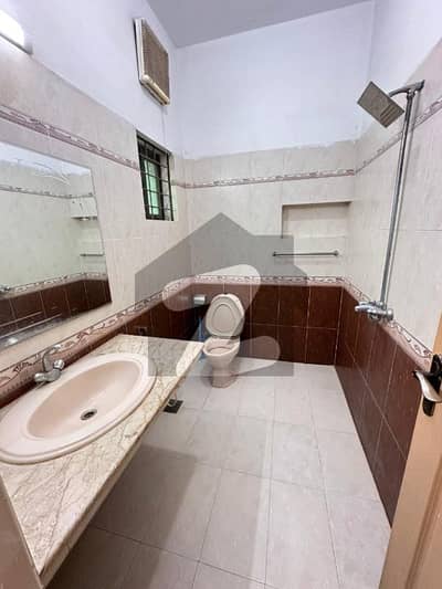 10 Marla Upper Portion For Rent ( Opposite Adil Hospital )