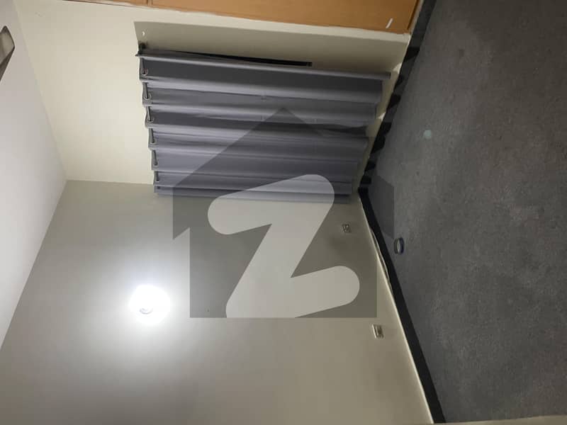 جی ۔ 11 اسلام آباد میں 1 کمرے کا 4 مرلہ کمرہ 32.0 ہزار میں کرایہ پر دستیاب ہے۔ جی ۔ 11 اسلام آباد میں 1 کمرے کا 4 مرلہ کمرہ 32.0 ہزار میں کرایہ پر دستیاب ہے۔