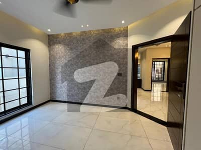 سینٹرل پارک ہاؤسنگ سکیم لاہور میں 3 کمروں کا 10 مرلہ بالائی پورشن 50.0 ہزار میں کرایہ پر دستیاب ہے۔ سینٹرل پارک ہاؤسنگ سکیم لاہور میں 3 کمروں کا 10 مرلہ بالائی پورشن 50.0 ہزار میں کرایہ پر دستیاب ہے۔