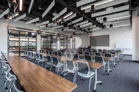 ایم ایم عالم روڈ گلبرگ,لاہور میں 4 کنال دفتر 45.0 لاکھ میں کرایہ پر دستیاب ہے۔