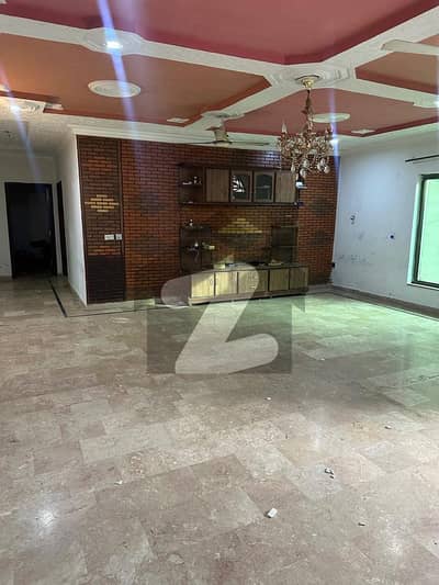 Kanal 2 Bed Drawing Lower Ground Portion Sector E DHA 2 Islamabad For Rent