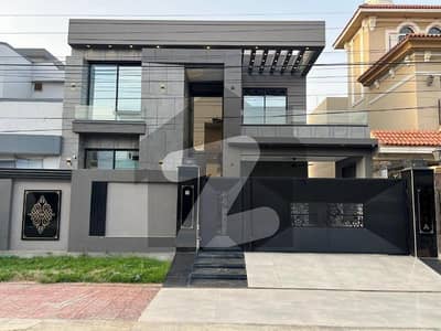 10 Marla house for sale in central park housing scheme Lahore ferozpur road in Hot location 10 Marla house for sale in central park housing scheme Lahore ferozpur road in Hot location