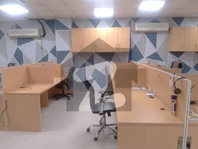 گلبرگ 3 گلبرگ,لاہور میں 3 کمروں کا 11 مرلہ دفتر 4.5 لاکھ میں کرایہ پر دستیاب ہے۔