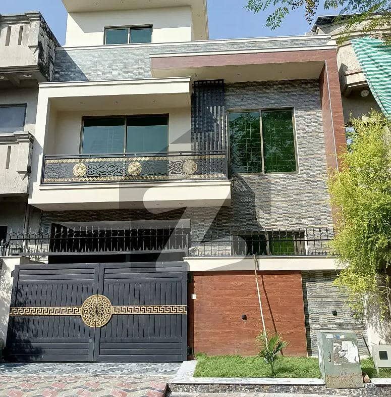 G 13 4.4 MARLA HOUSE AVAILABLE FOR SALE G 13 4.4 MARLA HOUSE AVAILABLE FOR SALE