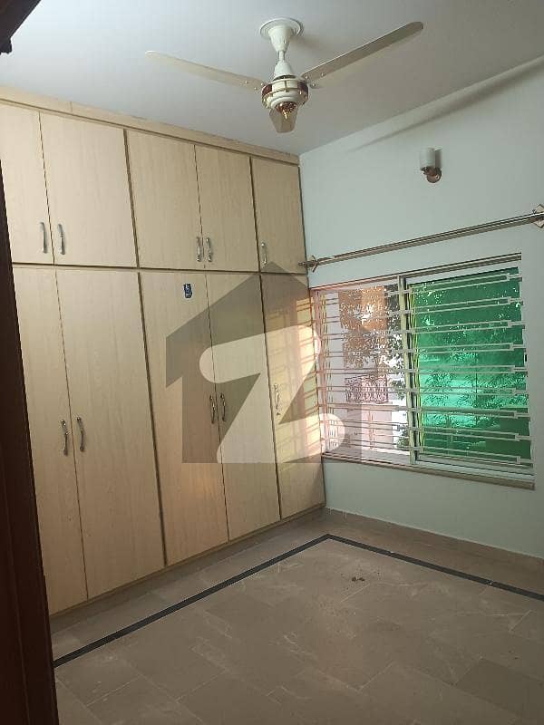 1 Mumty Room Attach Washroom Kitchen Lounge At Prime Location Demand ...