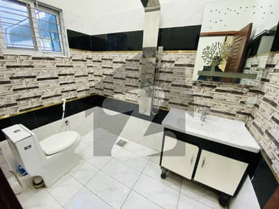 سٹی ہاؤسنگ سوسائٹی گوجرانوالہ میں 4 کمروں کا 5 مرلہ مکان 1.95 کروڑ میں برائے فروخت۔ سٹی ہاؤسنگ سوسائٹی گوجرانوالہ میں 4 کمروں کا 5 مرلہ مکان 1.95 کروڑ میں برائے فروخت۔