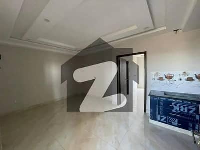 بحریہ ٹاؤن سیکٹر ای بحریہ ٹاؤن,لاہور میں 1 کمرے کا 2 مرلہ فلیٹ 68.0 لاکھ میں برائے فروخت۔ بحریہ ٹاؤن سیکٹر ای بحریہ ٹاؤن,لاہور میں 1 کمرے کا 2 مرلہ فلیٹ 68.0 لاکھ میں برائے فروخت۔