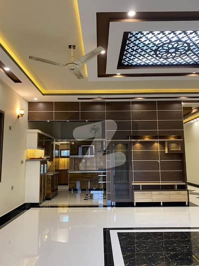 گلستانِِ جوہر ۔ بلاک 15 گلستانِ جوہر,کراچی میں 3 کمروں کا 16 مرلہ زیریں پورشن 1.25 لاکھ میں کرایہ پر دستیاب ہے۔