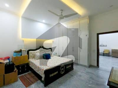 11 marla owner build used house in very reasonable demand