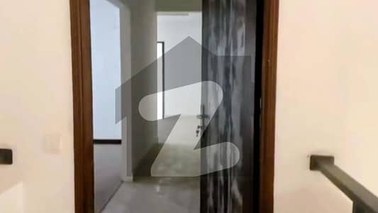 LUXURY Living: 2700 Sq Ft | 4 Bed Metropolis Residency Apartment For Sale LUXURY Living: 2700 Sq Ft | 4 Bed Metropolis Residency Apartment For Sale