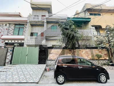 TEN MARLA DOUBLE STOREY HOUSE FOR SALE IN ALLAMA IQBAL TOWN PRIME LOCATION