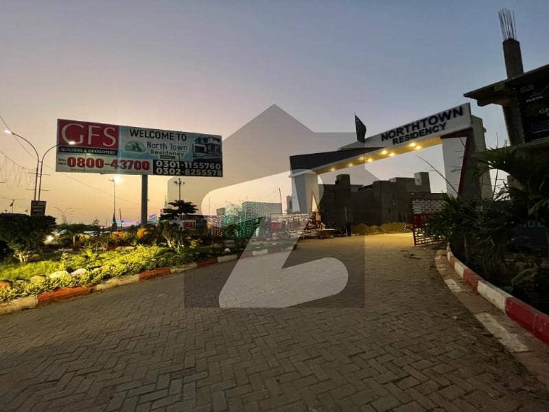 SINGLE BALT PLOT AVAILABLE IN EXECUTIVE BLOCK. SINGLE BALT PLOT AVAILABLE IN EXECUTIVE BLOCK.