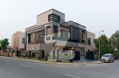 بحریہ ٹاؤن سیکٹر سی بحریہ ٹاؤن,لاہور میں 5 کمروں کا 11 مرلہ مکان 6.6 کروڑ میں برائے فروخت۔ بحریہ ٹاؤن سیکٹر سی بحریہ ٹاؤن,لاہور میں 5 کمروں کا 11 مرلہ مکان 6.6 کروڑ میں برائے فروخت۔