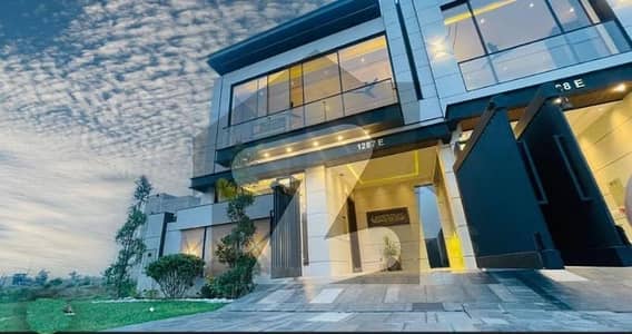 پارک ویو سٹی لاہور میں 4 کمروں کا 5 مرلہ مکان 1.7 کروڑ میں برائے فروخت۔