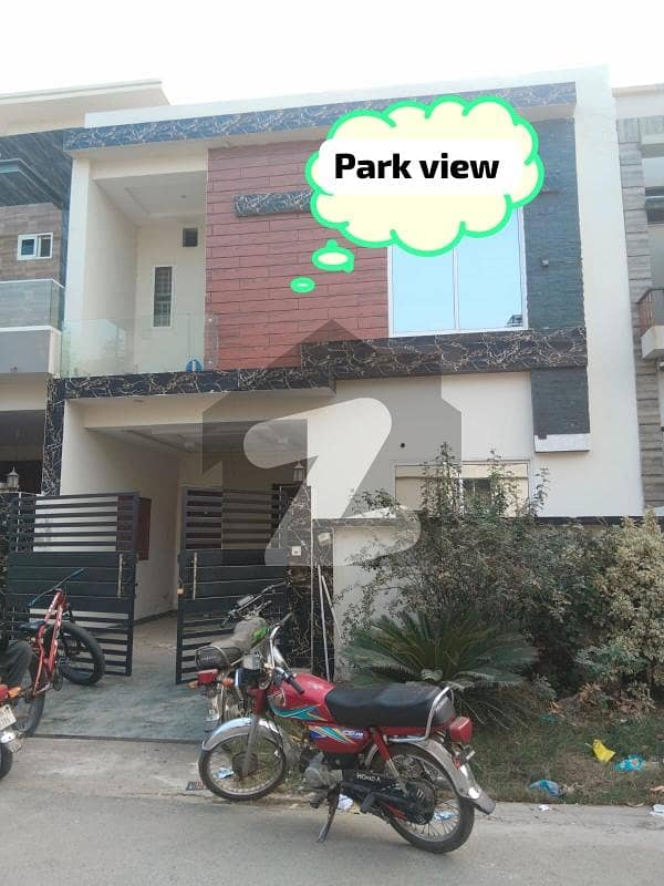 رائل آرچرڈ - بلاک ایف رائل آرچرڈ,ملتان پبلک سکول روڈ,ملتان میں 3 کمروں کا 5 مرلہ مکان 1.4 کروڑ میں برائے فروخت۔ رائل آرچرڈ - بلاک ایف رائل آرچرڈ,ملتان پبلک سکول روڈ,ملتان میں 3 کمروں کا 5 مرلہ مکان 1.4 کروڑ میں برائے فروخت۔