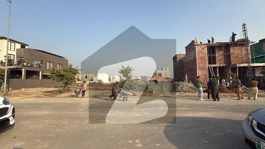 ڈی ایچ اے فیز 7 - بلاک وائے فیز 7,ڈیفنس (ڈی ایچ اے),لاہور میں 10 مرلہ رہائشی پلاٹ 2.4 کروڑ میں برائے فروخت۔ ڈی ایچ اے فیز 7 - بلاک وائے فیز 7,ڈیفنس (ڈی ایچ اے),لاہور میں 10 مرلہ رہائشی پلاٹ 2.4 کروڑ میں برائے فروخت۔