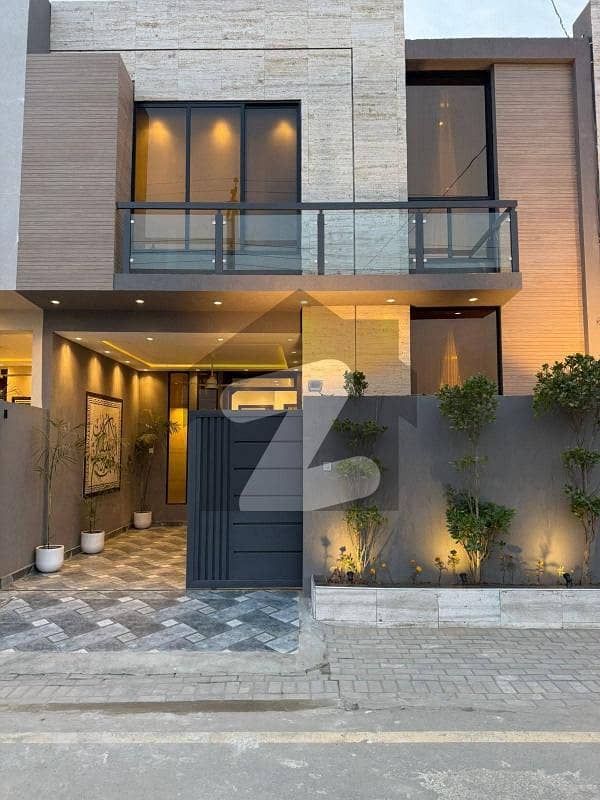 چناب سٹی جی ٹی روڈ,گجرات میں 3 کمروں کا 5 مرلہ مکان 2.25 کروڑ میں برائے فروخت۔ چناب سٹی جی ٹی روڈ,گجرات میں 3 کمروں کا 5 مرلہ مکان 2.25 کروڑ میں برائے فروخت۔