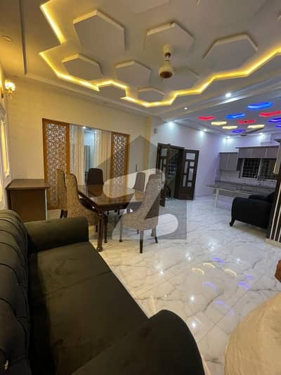 سٹی ہاؤسنگ سوسائٹی - بلاک اے سٹی ہاؤسنگ سوسائٹی,سیالکوٹ میں 6 کمروں کا 10 مرلہ مکان 4.25 کروڑ میں برائے فروخت۔ سٹی ہاؤسنگ سوسائٹی - بلاک اے سٹی ہاؤسنگ سوسائٹی,سیالکوٹ میں 6 کمروں کا 10 مرلہ مکان 4.25 کروڑ میں برائے فروخت۔